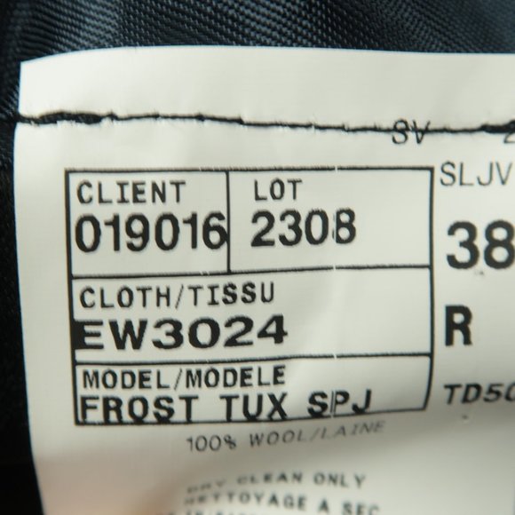 Saks Fifth Avenue Black Tuxedo Dinner Jacket - Picture 6 of 7